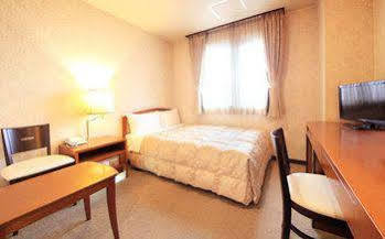 Shinmatsudo Station Hotel Экстерьер фото