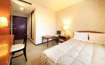 Shinmatsudo Station Hotel Экстерьер фото