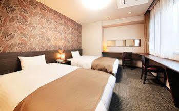 Shinmatsudo Station Hotel Экстерьер фото
